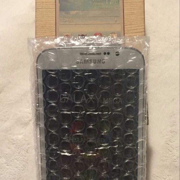 Samsung Galaxy Mega 5.8 in screen - Picture 1 of 4